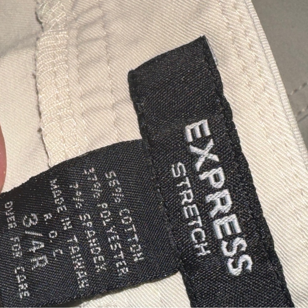 Express pants - Picture 3 of 3